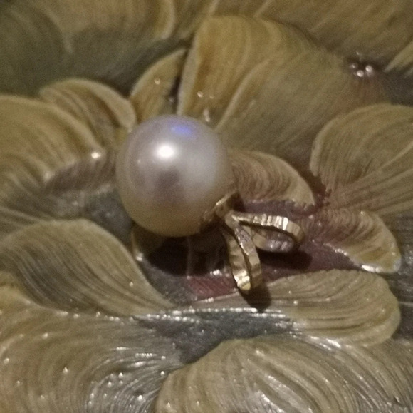 ✨ 14k Gold & Lustrous Natural Pearl Pendant ✨ - Picture 2 of 2